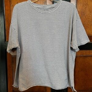 American Eagle Outfitters Black and White Striped Short Sleeve Tee